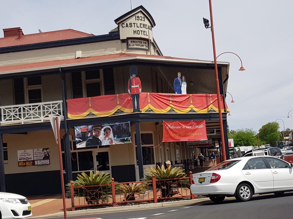 Castlereagh Hotel with its royal display.