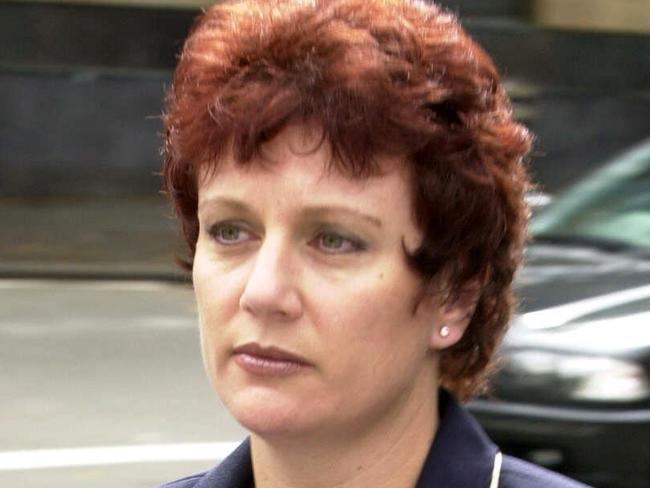 APRIL 1, 2003: Accused killer Kathleen Folbigg arrives at NSW Supreme Court 01/04/03, charged with suffocation murders of her 4 children between 02/89 & 03/99. Pic Stephen Cooper.  NSW / Crime / Murder