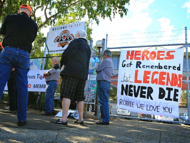 Tigers fans at a rally to support Robbie Farah.