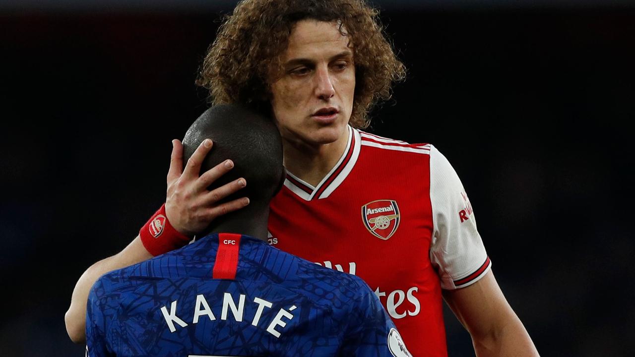 David Luiz nearly took the head off his former teammate.