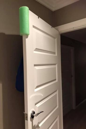 Advice on baby proofing this brick ledge? Pool noodles didn't work :  r/Mommit