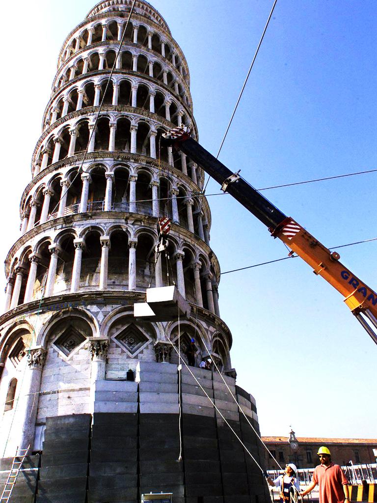 Leaning Tower of Pisa in Italy Tourist attraction straightens up The