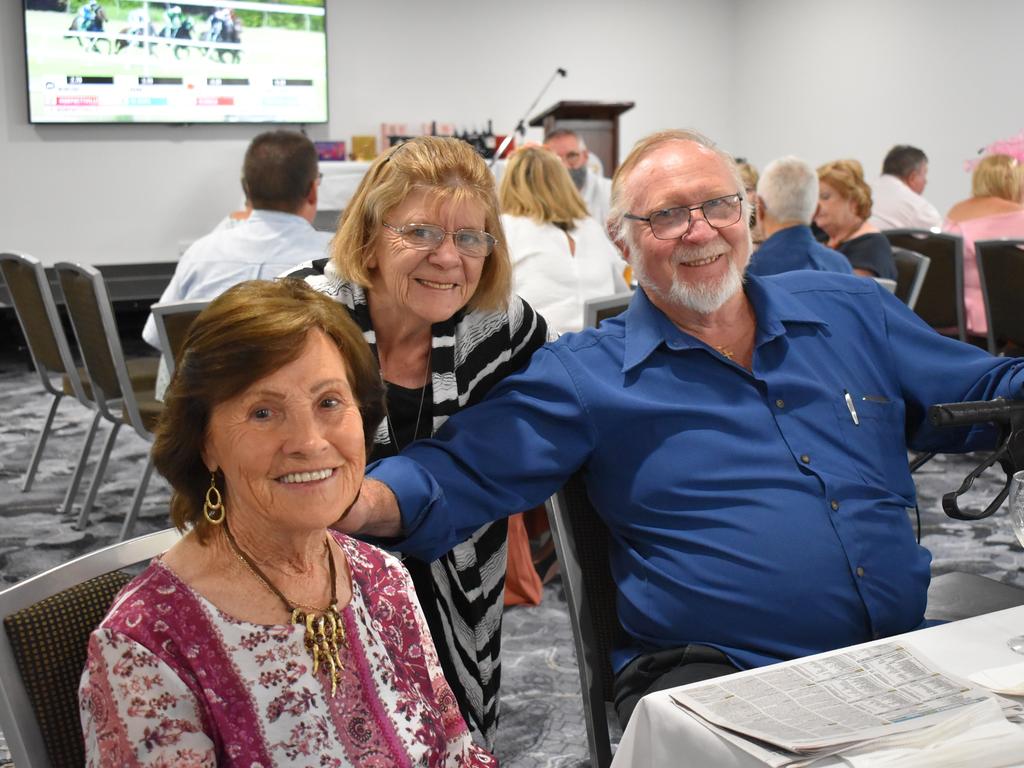 George and Maggie Sullivan with Norma Harrison at the Grafton District Services Club 2021 Melbourne Cup Luncheon.