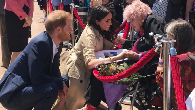 The three chatted for several minutes. Picture: Benita Kolovos/AAP