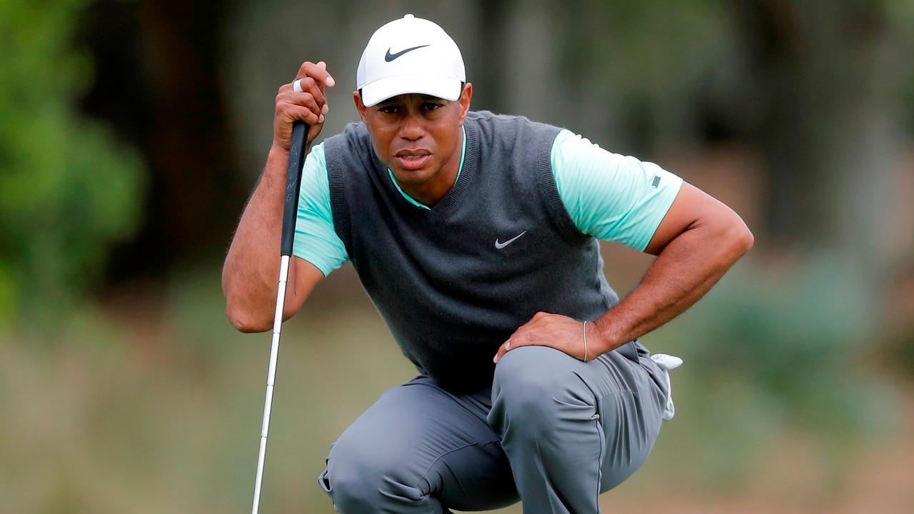 Tiger Woods undergoing surgery after being injured in car accident ...