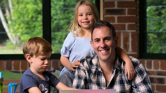 ***EMBARGOED***SPEAK WITH PICTURE EDITOR BEFORE USE*** Embargoed until 10.30pm, 7th May, 2023:  BRISBANE, AUSTRALIA - NewsWire Photos - MAY 6, 2023. Federal Treasurer Jim Chalmers and his children Annabel ,5, and Jack, 4, are photographed at their home in Brisbane. My Chalmers will hand down his second federal budget on Tuesday, May 9. Picture: Dan Peled / NCA NewsWire