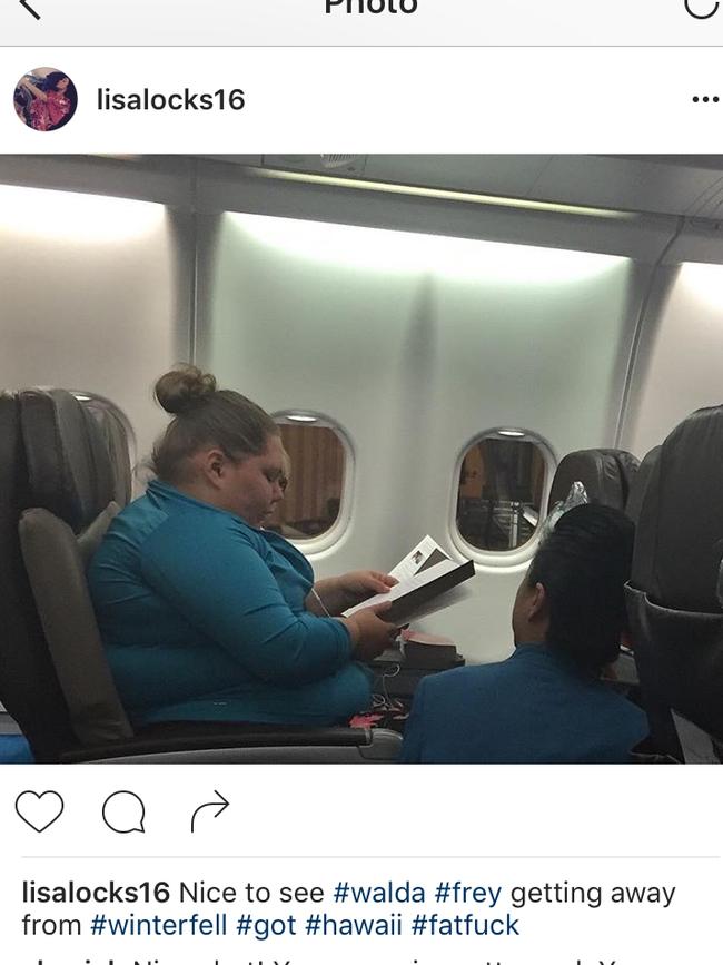 Lisa Oldfield posted a controversial photo on Instagram, while flying to Hawaii.