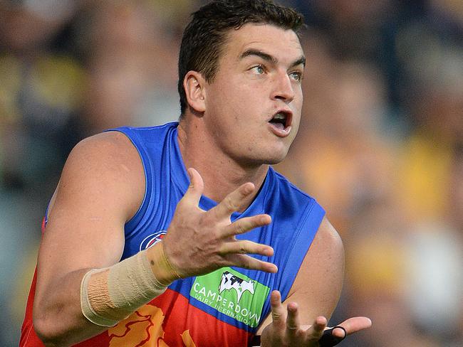 SPORT - AFL Round 1, West Coast Eagles vs Brisband Lions, Subiaco Oval, Perth. Photo by Daniel Wilkins. PICTURED- Brisbane's Tom Rockliff marks in the forward line