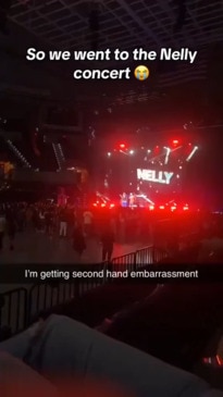Rapper Nelly performing for a near-empty arena at a recent show