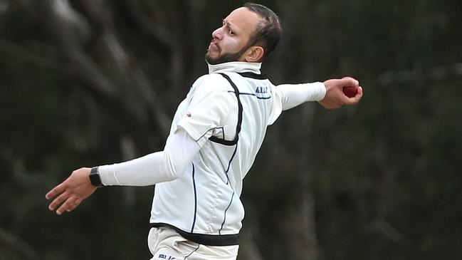 Humza Ali in action for Greenvale. Picture: Hamish Blair