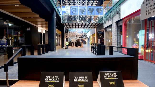 A usually bustling Melbourne Central is now empty.. Picture: NCA NewsWire / Andrew Henshaw