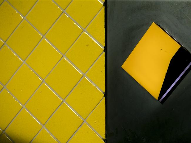 BRISBANE, AUSTRALIA - NewsWire Photos - MARCH 24, 2025: Generic picture of a Commonwealth Bank branch in the Brisbane CBD ahead of the 2025/2026 Federal Budget.Picture: NewsWire / Glenn Campbell