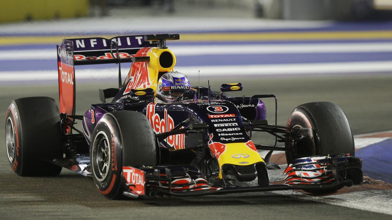 Singapore Grand Prix 2015 live, Formula 1 blog and timing, Daniel Ricciardo Red Bull front row