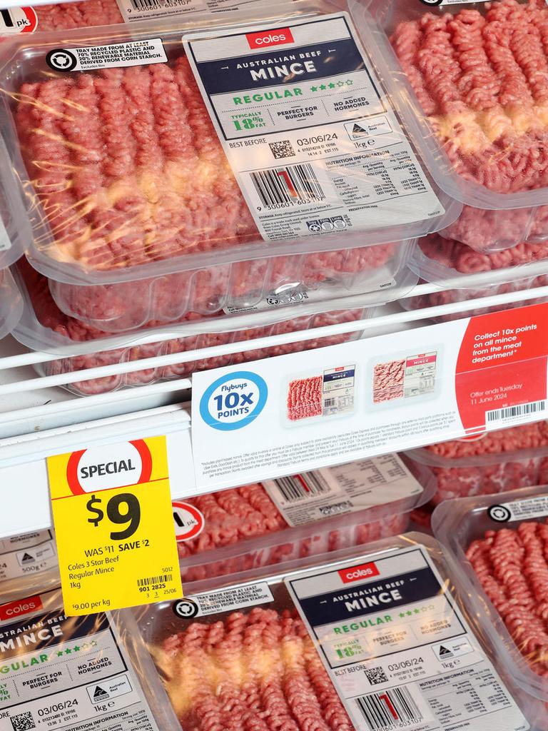 A 1kg pack of beef mince is on special for $9 down from $11. Picture: Rebecca Michael