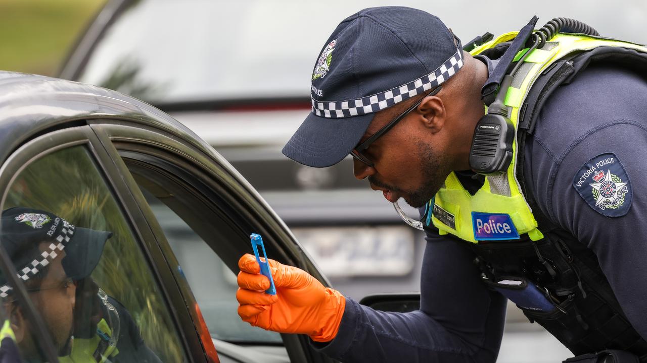 P-plater allegedly clocked travelling 93km/h over limit on Christmas Eve