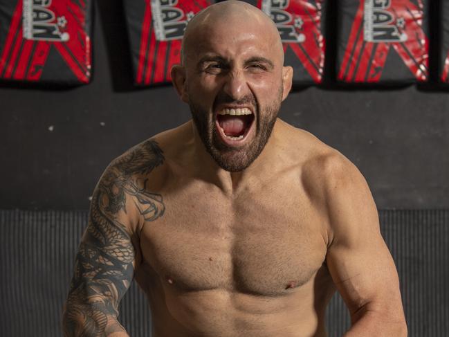 22 JUNE, 2023: UFC fighter Alex Volkanovski at the Freestyle Fighting Gym, Windang south of Wollongong ahead of their major UFC fight in Las Vegas on July 9/2023.Picture: Simon Bullard