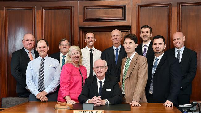 Mayor Chris Loft (middle) pictured with Fraser Coast Regional Council. Photo: Alistair Brightman / Fraser Coast Chronicle