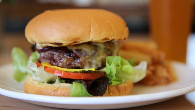 The Gold Mines burger features namechecked central Victorian produce and great hand-cut chips.