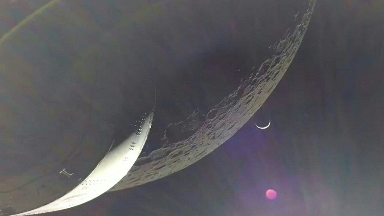 Orion spaceship slingshots around moon | The Australian