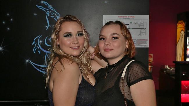L-R Beth Andrew and Isabelle Andrew at Zodiac Nightclub. Photo Liam Fahey / Morning Bulletin
