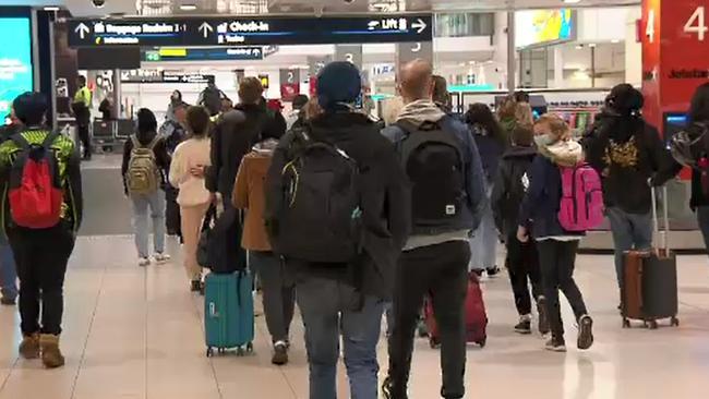 Passengers are seen unchecked at Sydney Domestic Airport after disembarking Jetstar flight flight JQ520 from Melbourne. Picture: Nine News