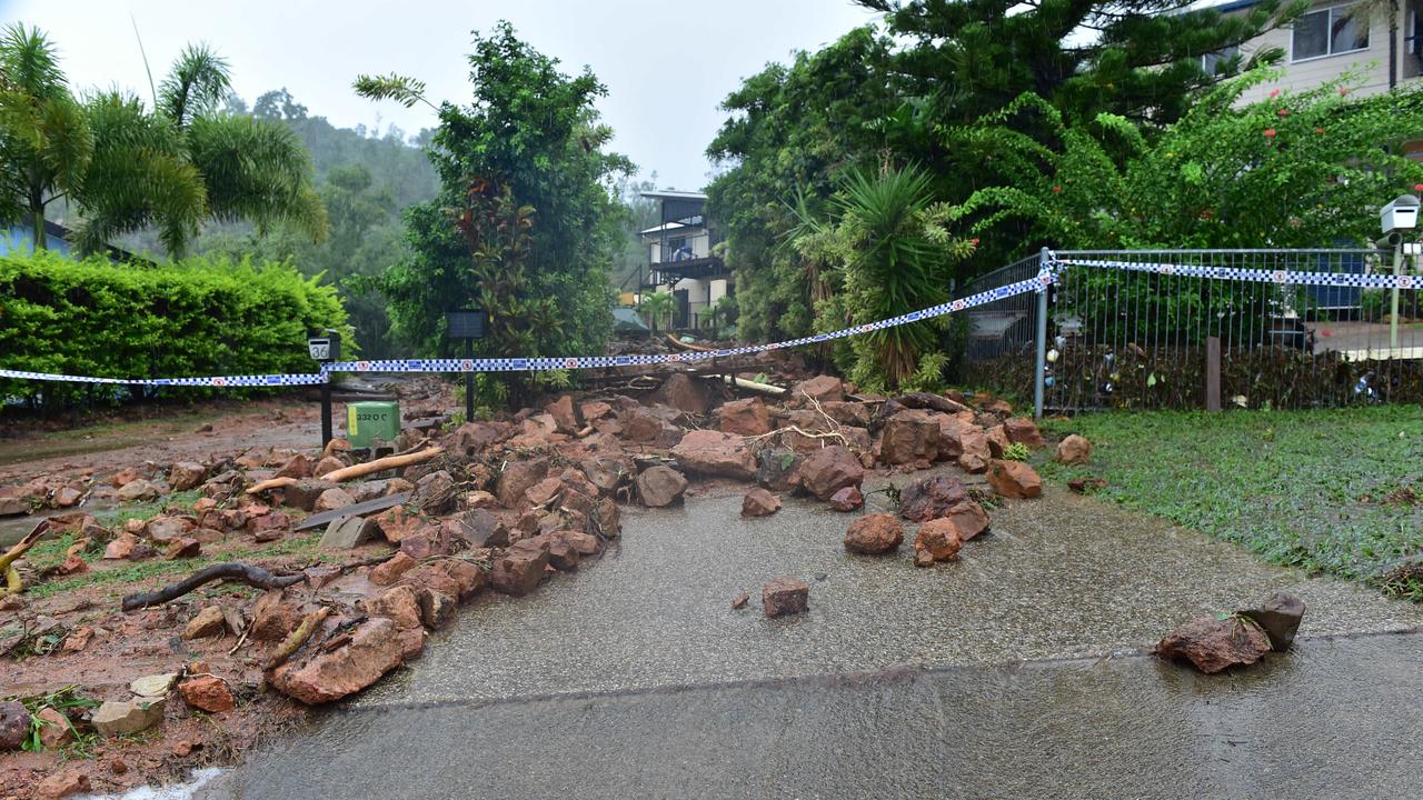 Landslide at Mueller Street, Wulguru. Shae Beplate