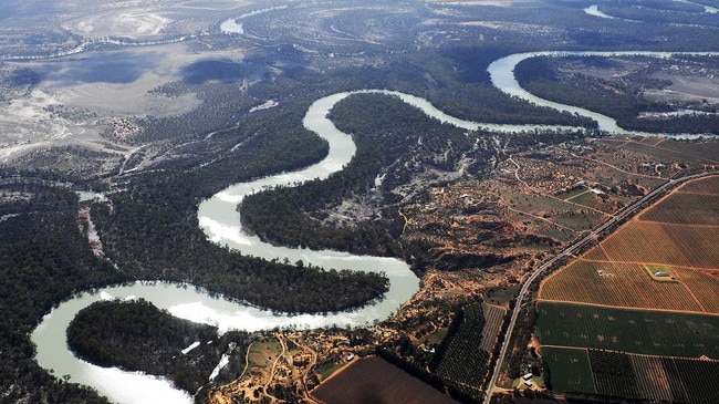 The federal government will continue to purchase water entitlements from irrigators until 2027.