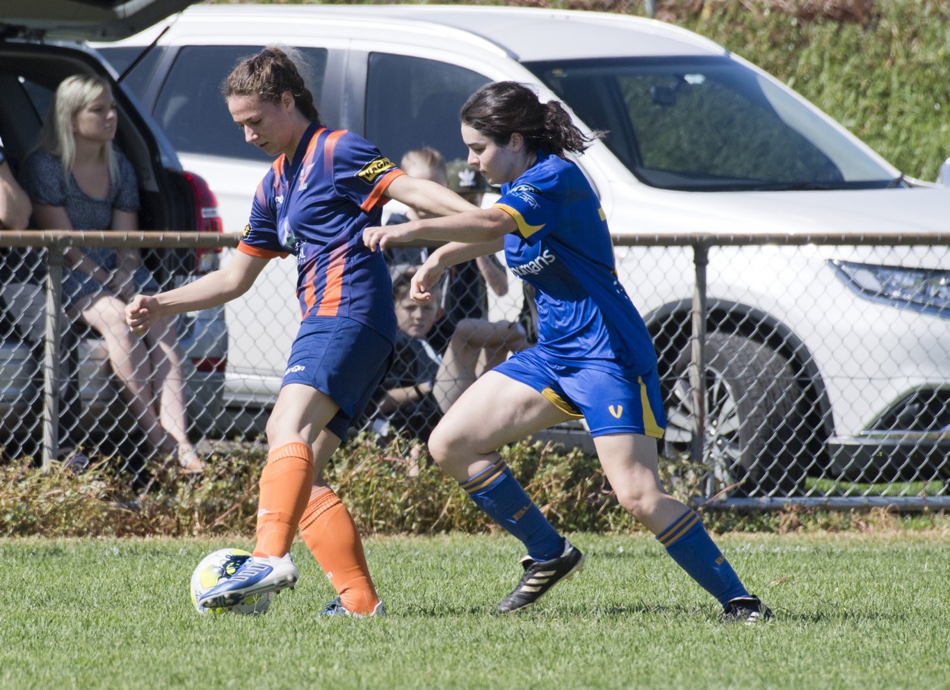 Lili Peachey, Hawks and Rebekah Park, USQ. USQFC vs Hawks Ladyhawks, 2020 TFL Premier Ladies. Sunday, 8th Mar, 2020.