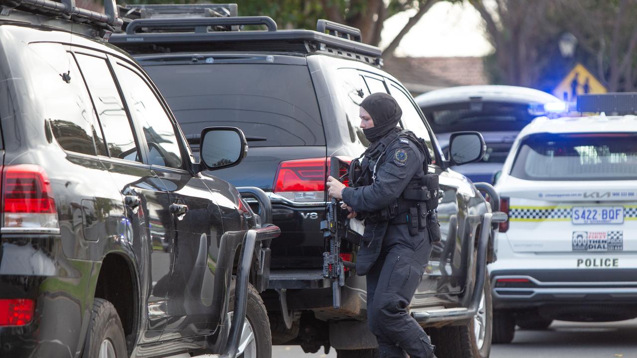 Police Swarm Campbelltown Home, Gunman Barricaded Inside | NT News