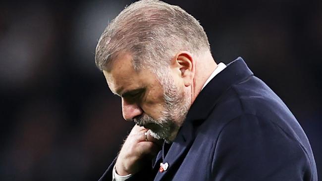 LONDON, ENGLAND - NOVEMBER 06: Ange Postecoglou, Manager of Tottenham Hotspur, looks dejected following the team's defeat during the Premier League match between Tottenham Hotspur and Chelsea FC at Tottenham Hotspur Stadium on November 06, 2023 in London, England. (Photo by Ryan Pierse/Getty Images)