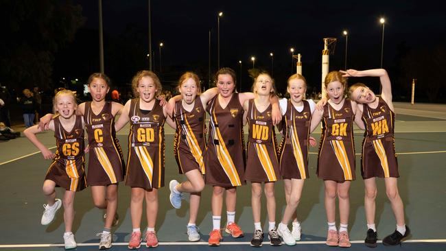 Inverleigh Kayler-Thomson under-11 netball team pull their funniest faces.