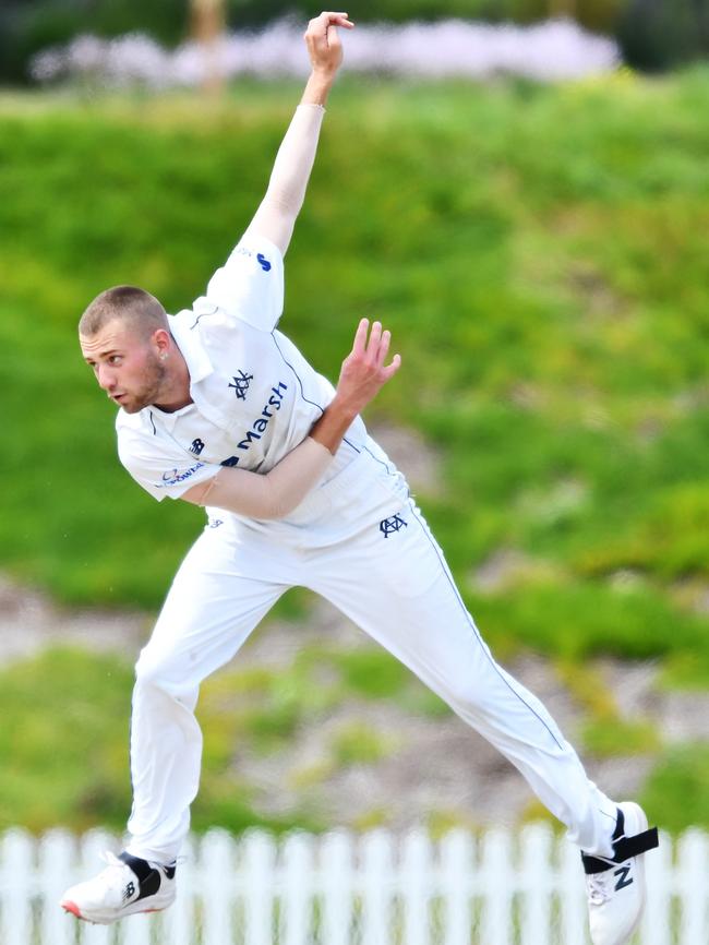 Fergus O'Neill in action during his first spell for Victoria. (Photo by Mark Brake/Getty Images)