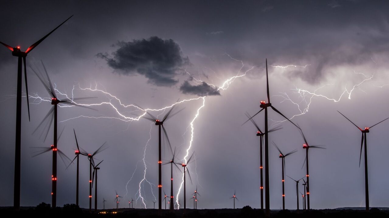 ‘Windmills attacking’: Farmers warned of plastic falling off wind turbines