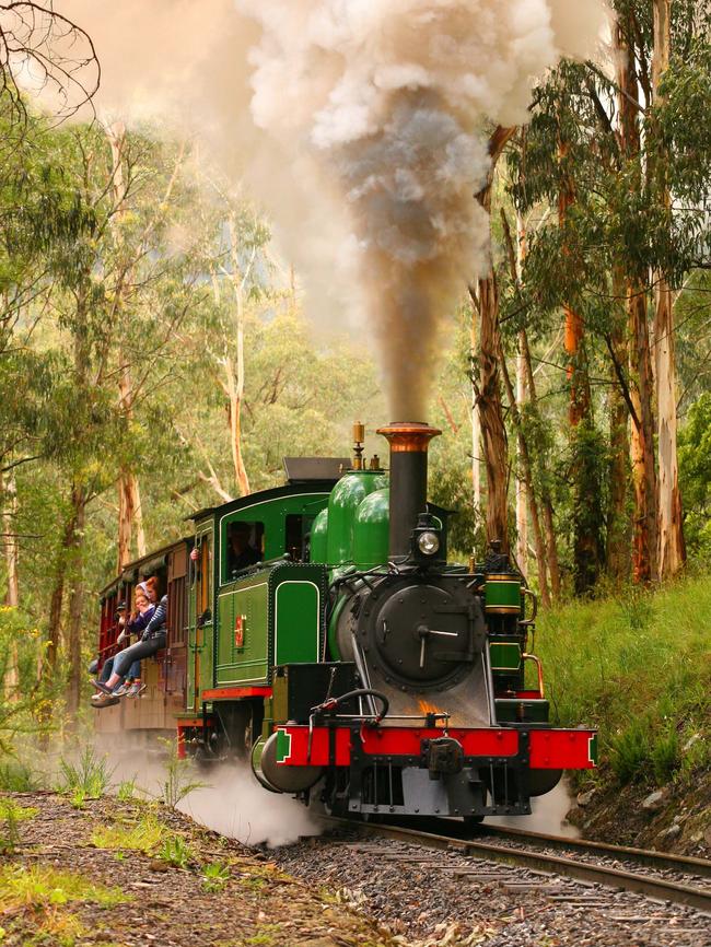 Join in the 60th anniversary of the rescue of the Puffing Billy Railway with Leader Newspapers.