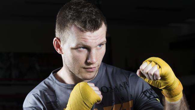 Jeff Horn will fight Terence Crawford in Las Vegas on April 14.