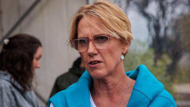 Zoe Daniel says she will wait until an official declaration from the AEC before conceding her seat of Goldstein. Picture: NewsWire/ Nadir Kinani