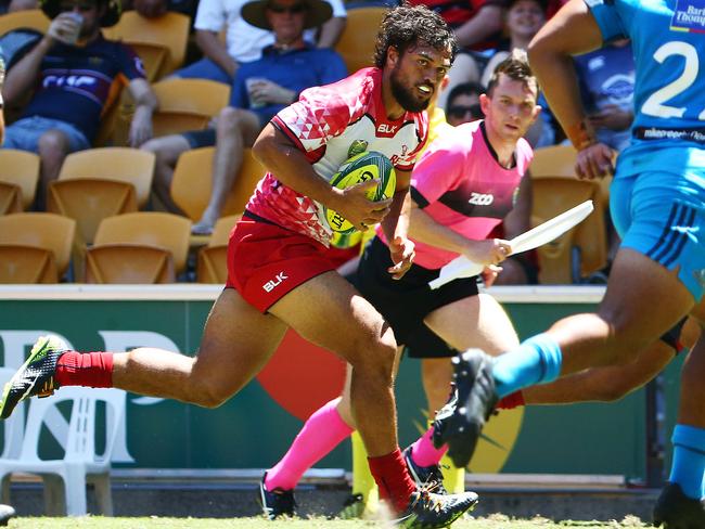 Reds' player Karmichael Hunt, Rugby 10's, Suncorp Stadium, Reds vs Blues. Photographer: Liam Kidston.