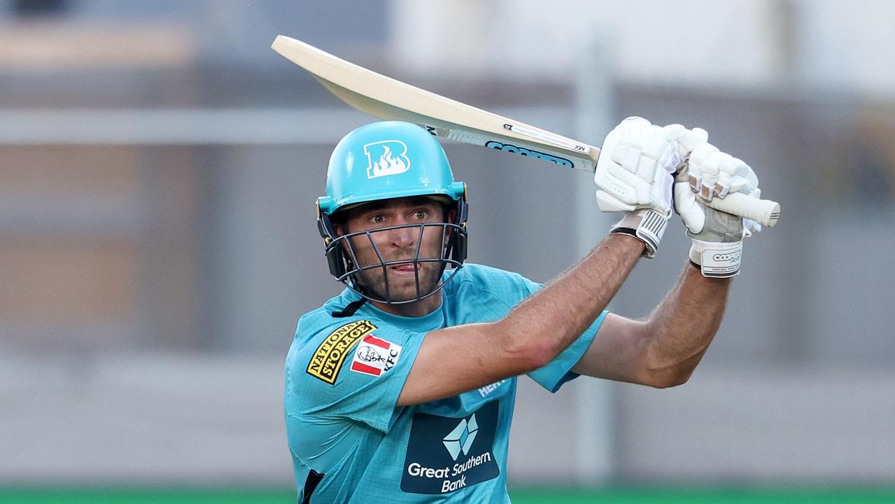 Steve McGiffin of the Heat in action during the Men's Big Bash League match between the Melbourne Renegades and the Brisbane Heat at GMHBA Stadium, on January 06, 2022, in Geelong, Australia. Picture: Jonathan DiMaggio/Getty Images