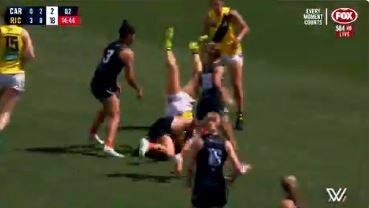 Maddy Prespakis tackles Sarah Hosking. Screengrab: Fox Footy