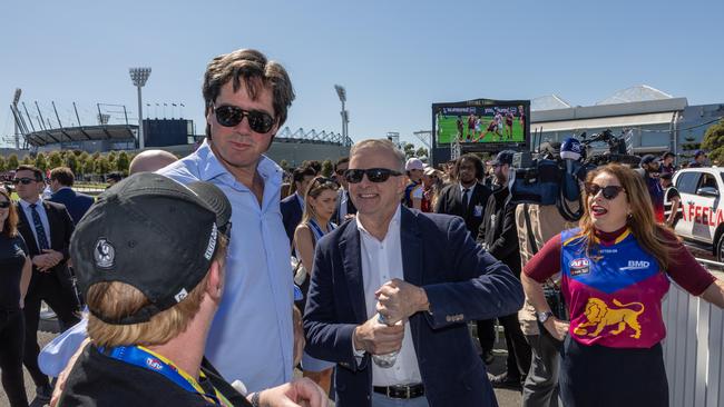 Prime Minister Anthony Albanese with then AFL boss Gillon McLachlan at the 2023 AFL Grand Final Parade in Melbourne. Picture: Jason Edwards