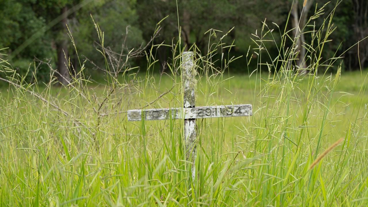 A cross on the corner of Gate Rd and Tin Can Bay Rd reads 29.11.94. Picture: Christine Schindler