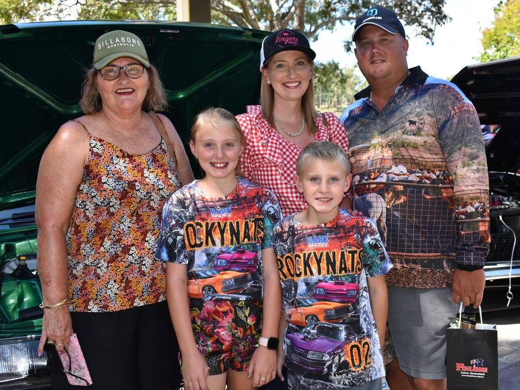 Su-ann Mayne with Charli, Lachlan, Tegan and Blake Glazebrook at the Quay Street Show ‘n’ Shine at Rockynats 2022.