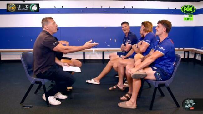 The Earth is flat?! Fletch & Hindy grill the Bulldogs