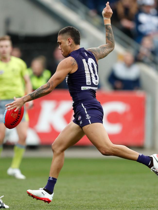 Don’t miss, Michael ... Picture: AFL Media