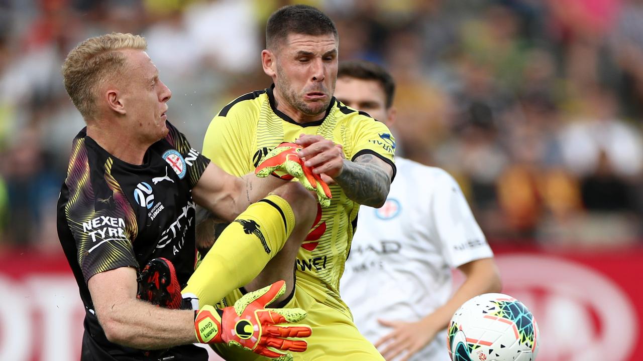Wellington reignited their hopes of finishing in the top two.