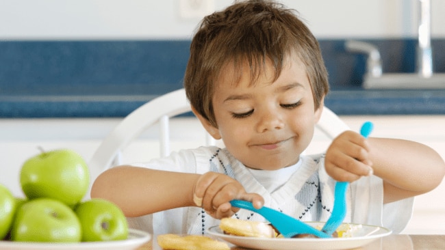 It's common for kids to only want to eat beige or white food. Image: iStock 