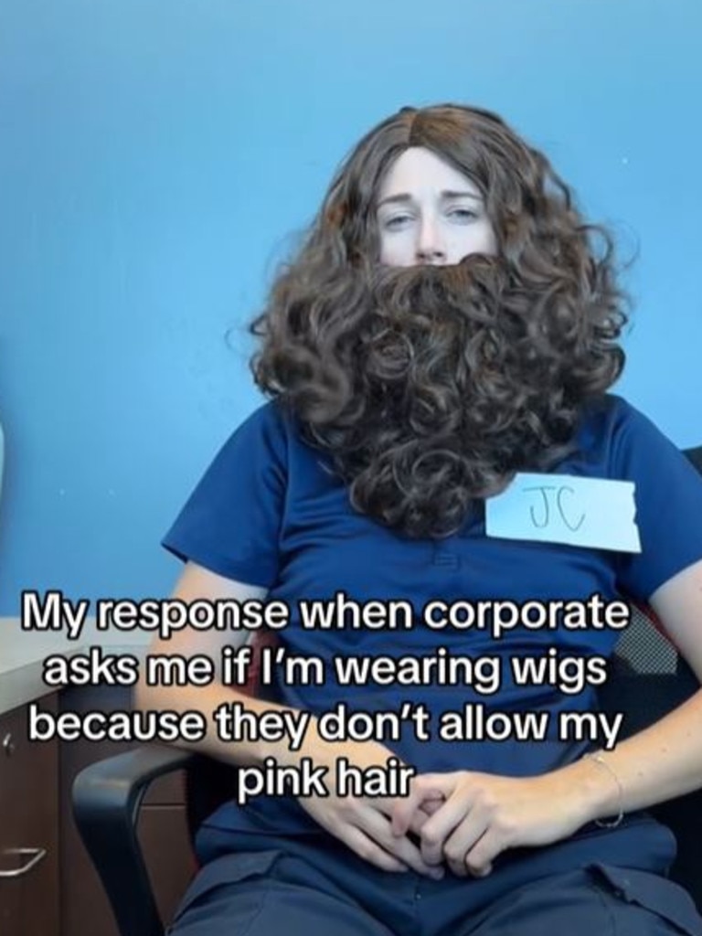 The Millennial said she’s ‘maliciously’ complying with her unidentified employer’s dress code. Picture: @emuhleeebee/TikTok