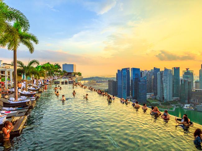 Fancy a quick trip to Singapore? This is a pretty sweet deal.