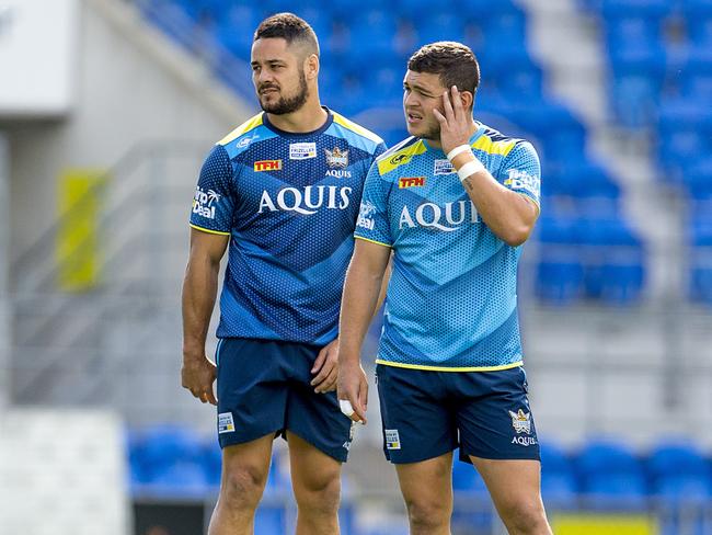 What sort of influence will Hayne have on younger players like Ash Taylor?