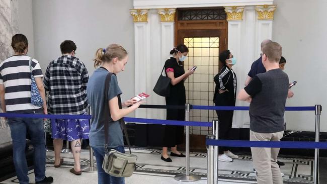 Social distancing at pre-polling, City Hall, Brisbane. Photographer: Liam Kidston.